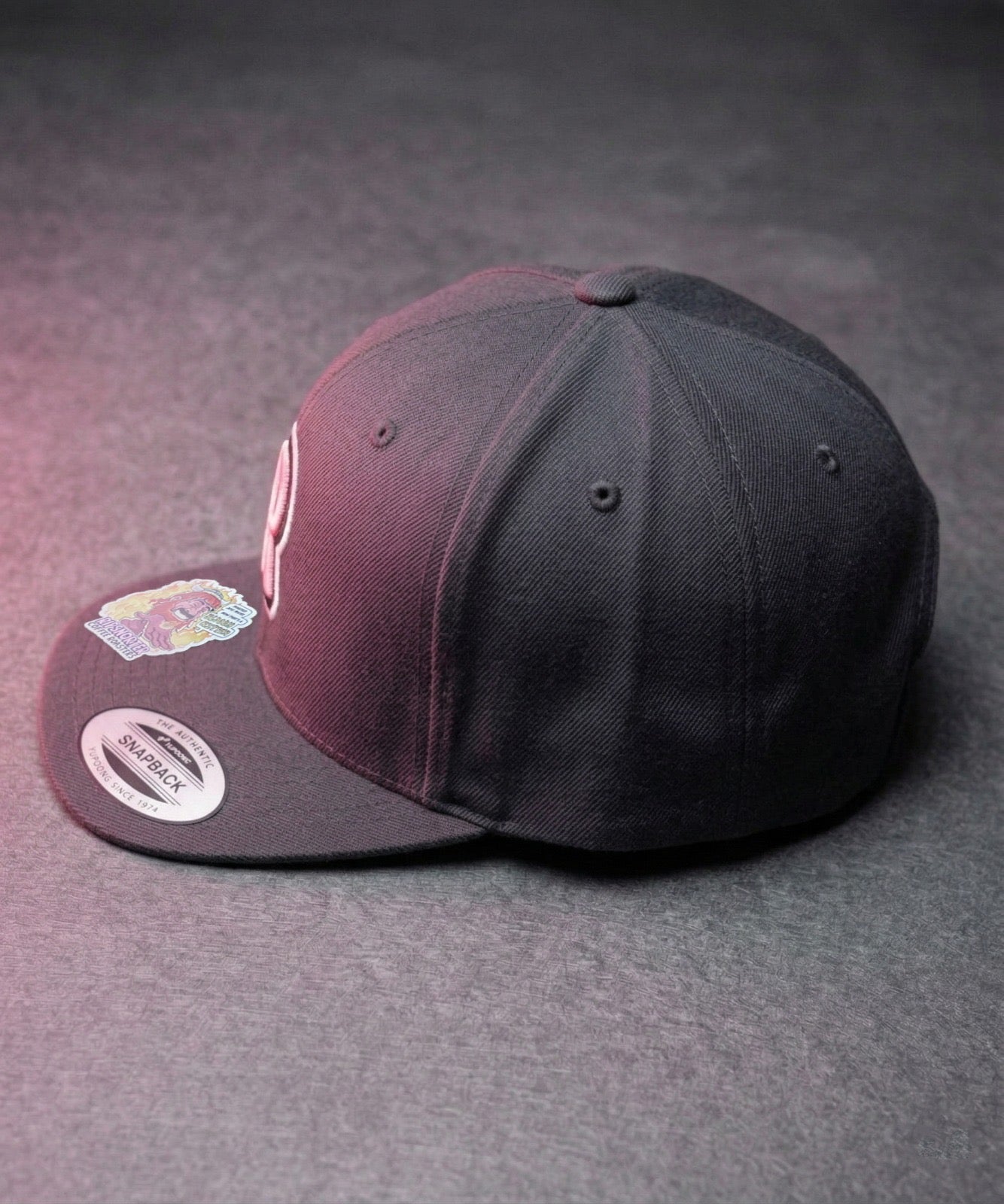 Snapback Hat With "R" Logo